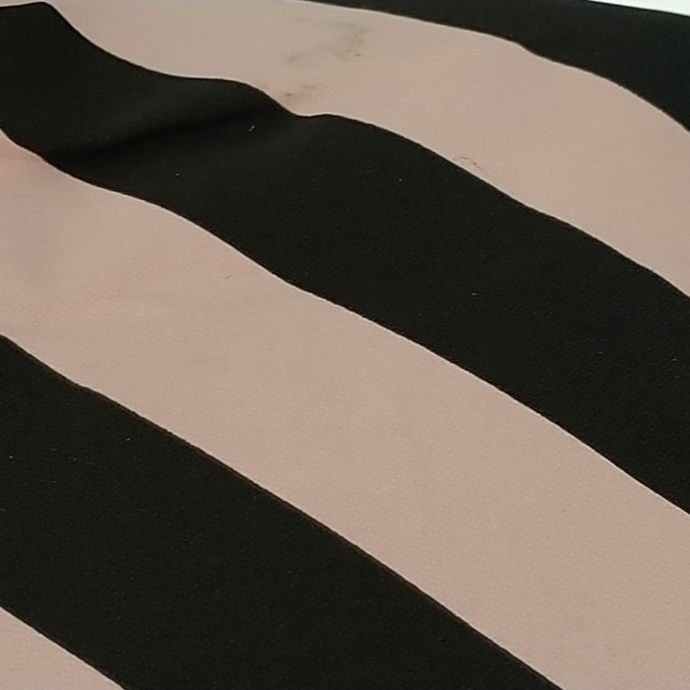 Victoria's Secret V Striped Limited Edition Pink/Black Weekender Tote Bag - Picture 11 of 11